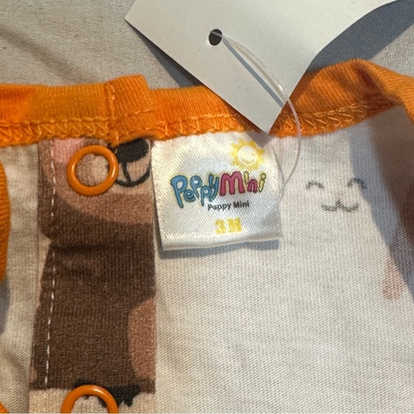 Puppy Mini - NWT - Animal Print Baby Romper/Jumpsuit - Picture 2 of 3